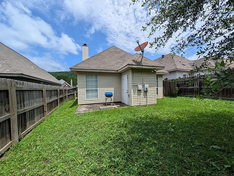 323 Forest Lakes Dr — Photo 12