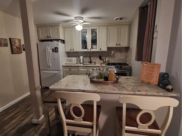 2 Wyndover Woods Lane #24, White Plains, NY 10603