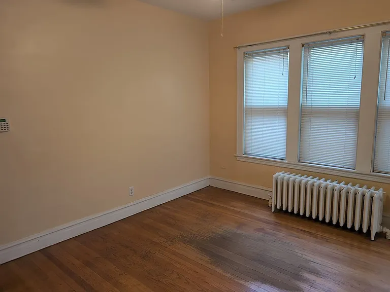 5622 N Mango Ave — Photo 8