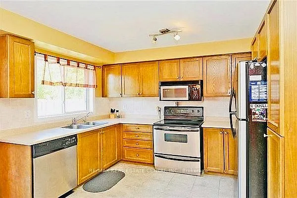 5673 Flora Dr — Photo 9
