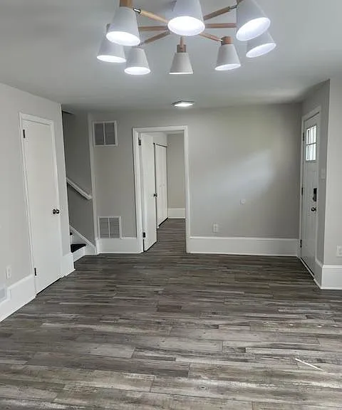 106 Carolina Ave — Photo 3