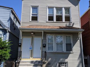 8209 S Coles Ave FLOOR 1, Chicago, IL 60617