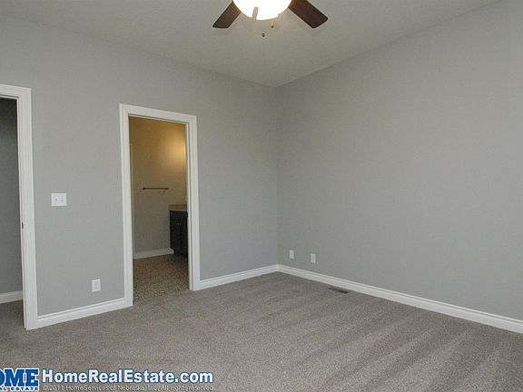 5th image of 2439 Hawthorn St