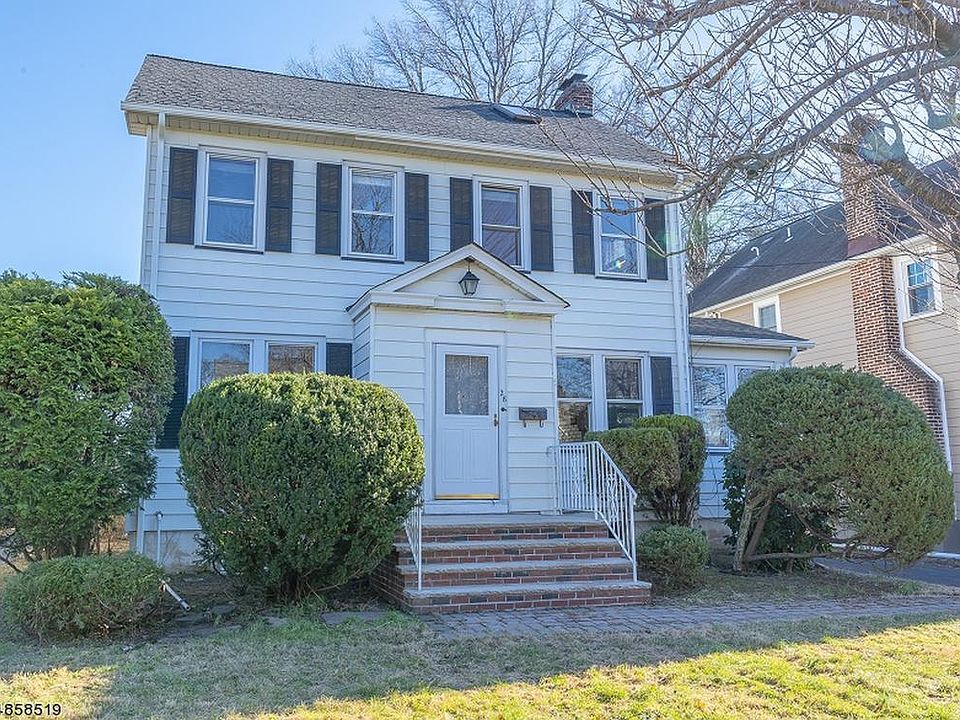 1st image of 28 Parkview Dr