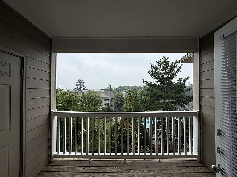 Wesley Kensington Apartments at Stonecrest — Photo 190
