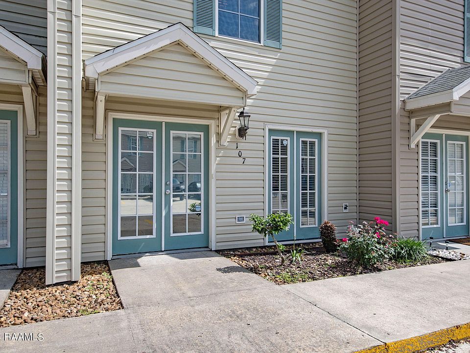 1st image of 107 Judice Meadows Ln