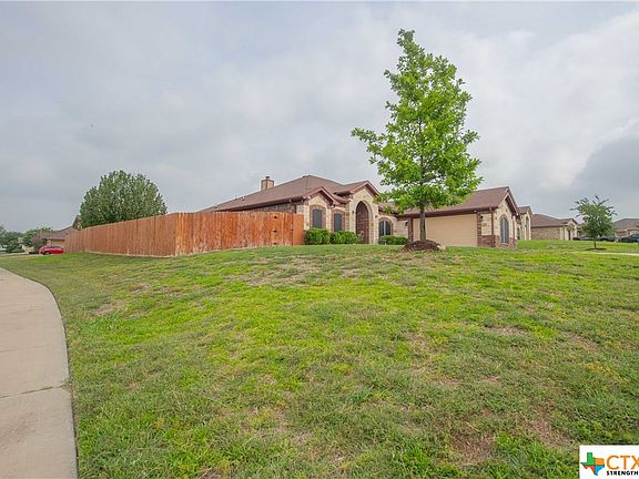 5th image of 5613 Turquoise Dr