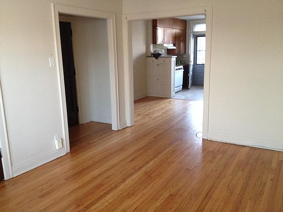 4th image of 5907 W Arthington St