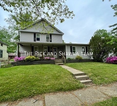 3rd image of 2040 4th St #1
