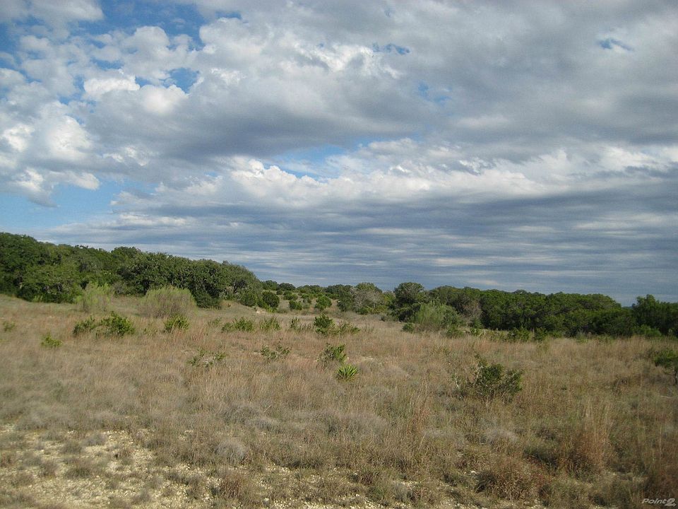 Super level property ideal for horses or just fun!