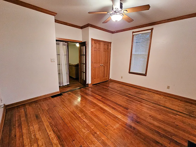 110 E Milligan St — Photo 12