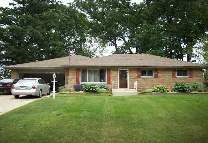 1st image of 2075 Campbell Dr