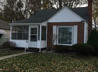 1044 Crescent St NE, Grand Rapids, MI 49503