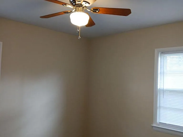 2640 Ballentine Blvd #B — Photo 12