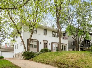 6011 Central St, Kansas City, MO 64113