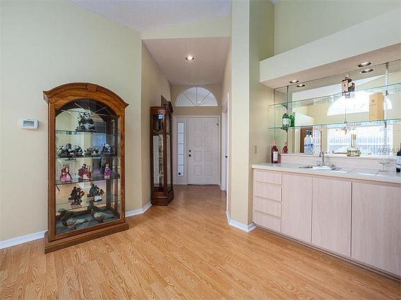 4th image of 4701 Dundee Dr