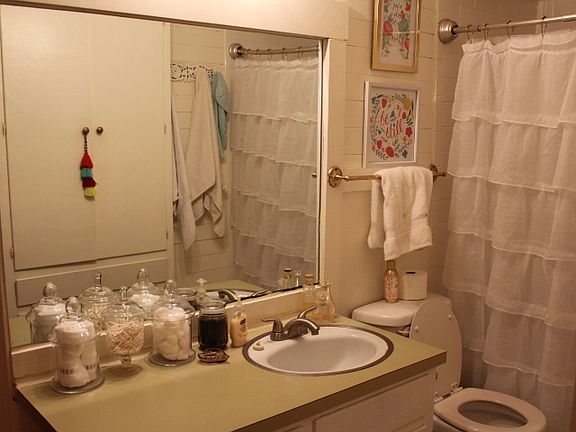 5th image of 2422 21st St #A