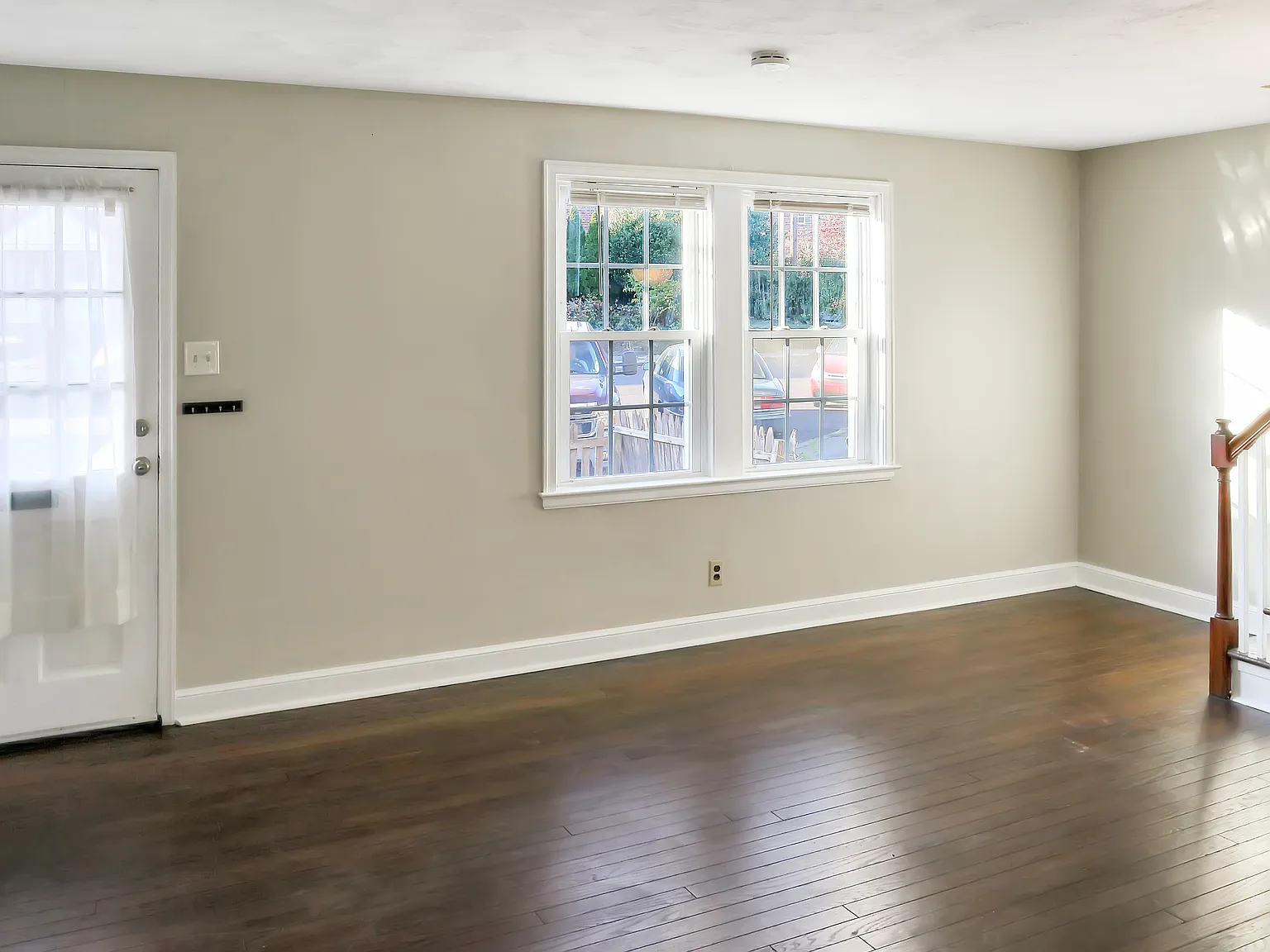 3 bed, 1026 sqft, $1,750 — Photo 3