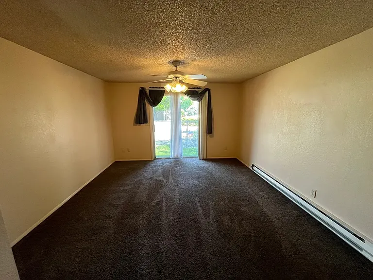 424 E Maine Ave — Photo 7