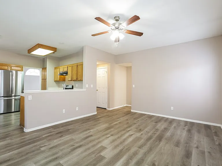 6055 Autumn Rose Way — Photo 5