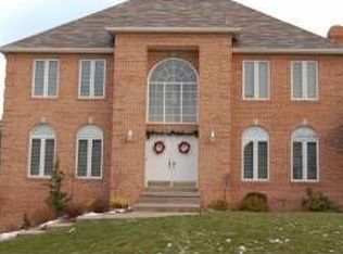 204 White Pine Ln, Cranberry Twp, PA
