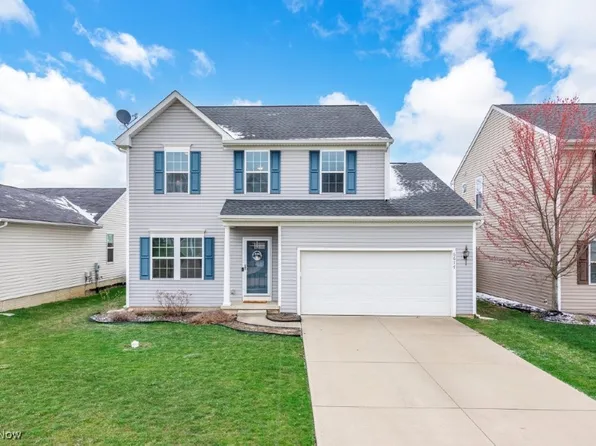 6677 Majestic Dr, North Ridgeville, OH 44039