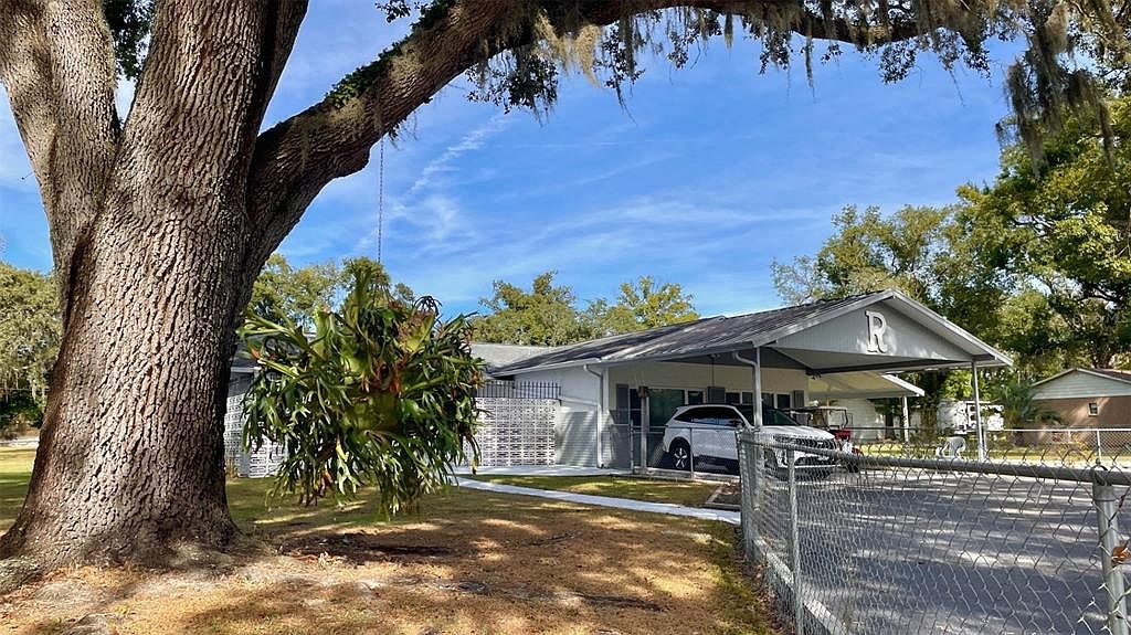 38819 Otis Allen Rd, Zephyrhills, FL 33540 [Price Cut $40,000