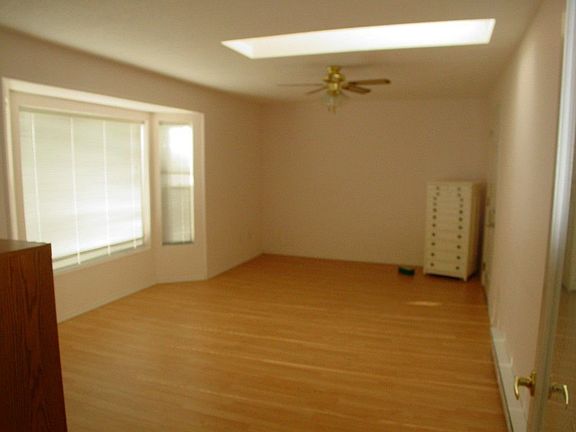 5th image of 5505 Sehome Ct