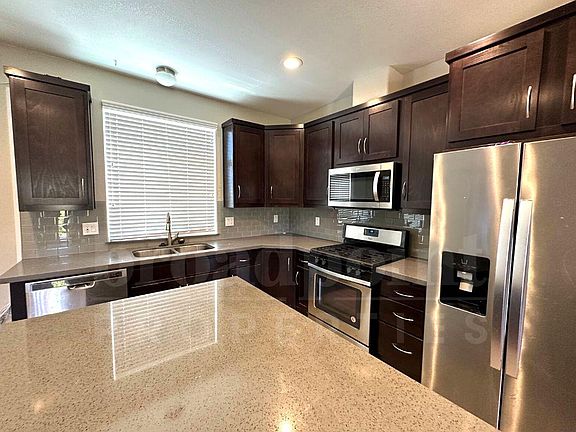 4th image of 10950 Pala Loma Dr