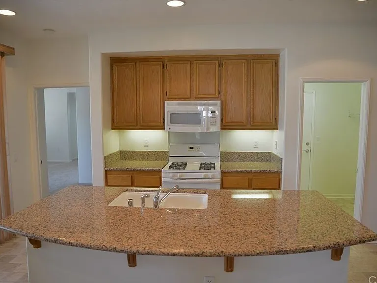 8240 Triplett Ln — Photo 2