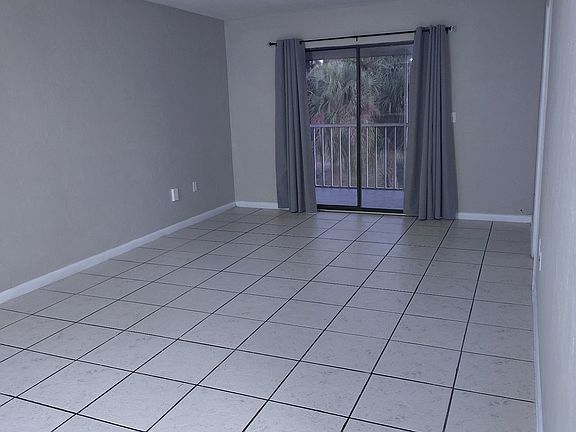 4th image of 618 Gerald Ave APT 426