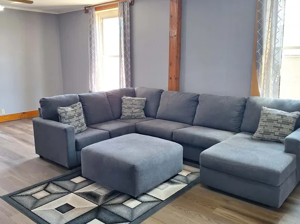 10 S Main St #2, Fayette, IA 52142