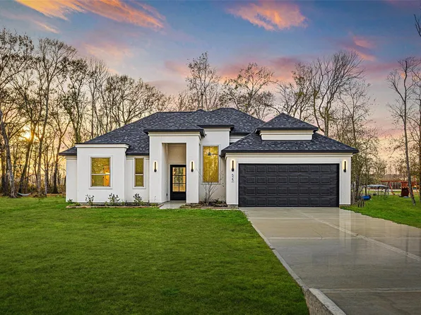 525 County Road 6617, Dayton, TX 77535