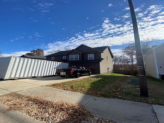 2nd image of 1190 Eagles Bluff Dr