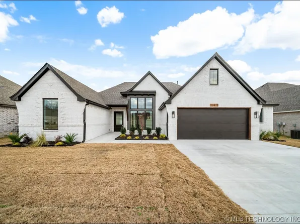 28010 E 107th St S, Coweta, OK 74429