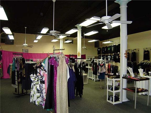 2nd image of 1000 S Carrollton Ave