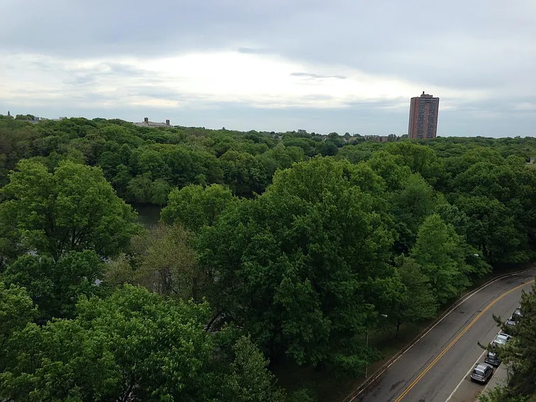 77 Pond Ave #1001 — Photo 3