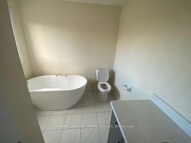 45 Carew Blvd — Photo 20
