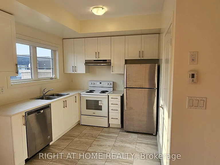 9430 Bayview Ave #UPPER — Photo 5