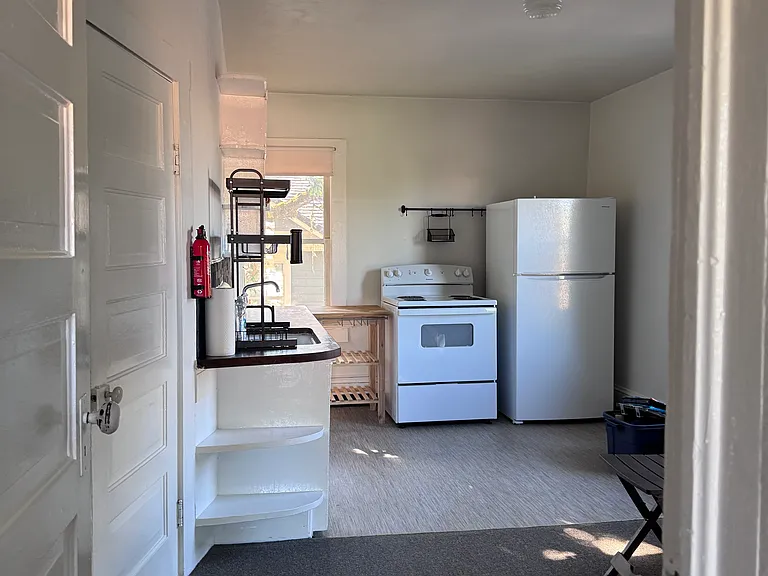 7117 N John Ave #2 — Photo 3