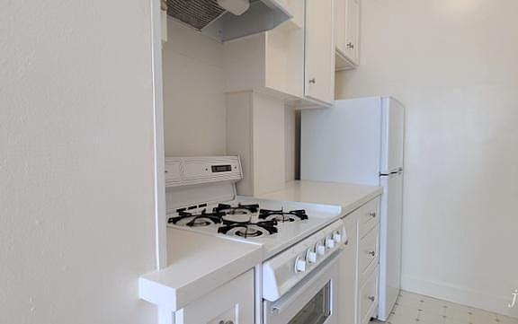 3rd image of 55 Hermann St APT 305