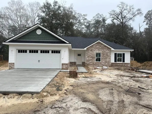 491 Lake Rosalind Dr, Midway, GA 31320