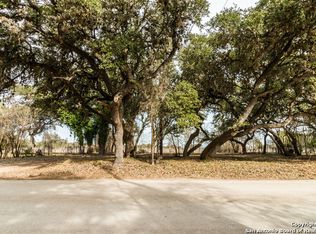 8841 Whartons Dock Rd, Bandera, TX 78003