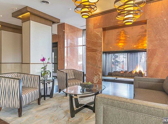 3rd image of 200 Old Palisade Rd APT 8B