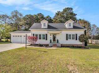 1511 Rose Garden Ln, Loganville, GA 30052