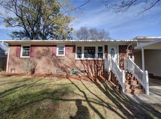 2103 Crestridge Rd, Greensboro, NC 27403