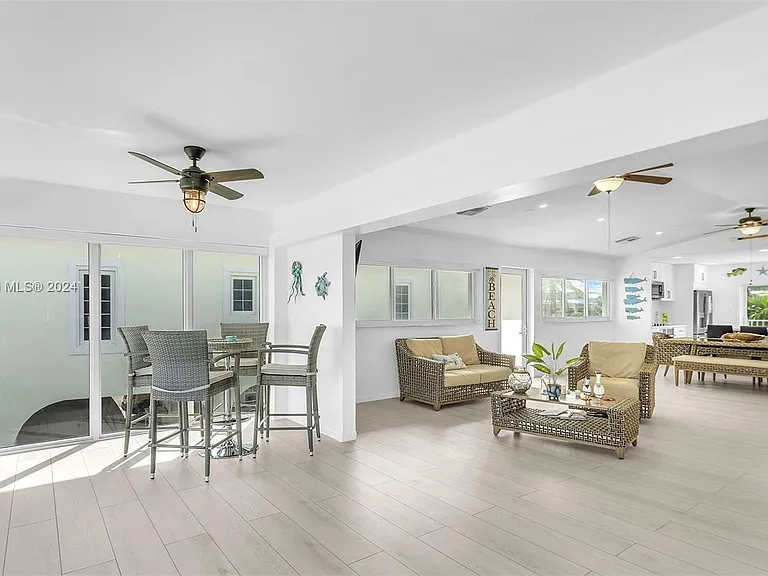 441 La Fitte Rd — Photo 33