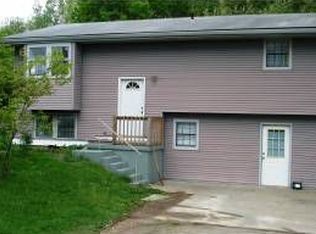 3599 McVey Rd, Sedalia, MO 65301