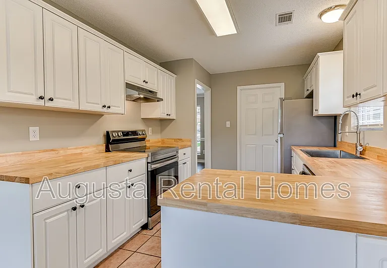 4416 Hatteras Dr — Photo 14