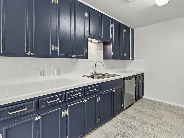 4634 Weir Dr — Photo 6